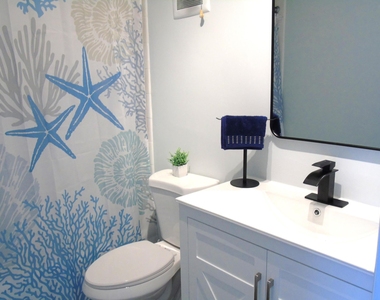 309 Circle Drive S - Photo Thumbnail 21