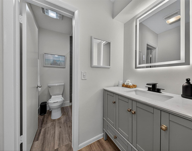 2708 Ne 14th Street Causeway - Photo Thumbnail 54