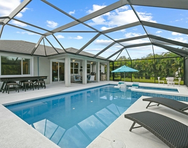 3214 Sw Constellation Road - Photo Thumbnail 2