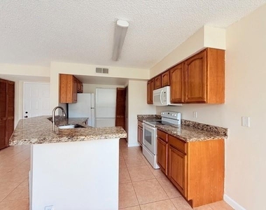 9999 Summerbreeze Drive - Photo Thumbnail 4