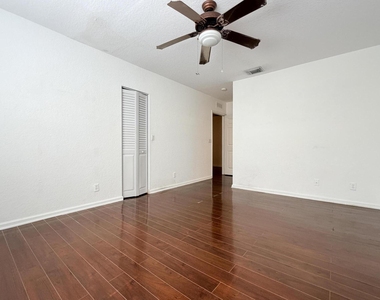 2789 S Evergreen Circle - Photo Thumbnail 12