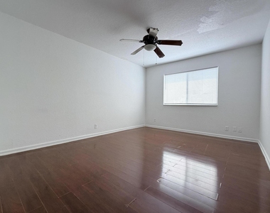 2789 S Evergreen Circle - Photo Thumbnail 11