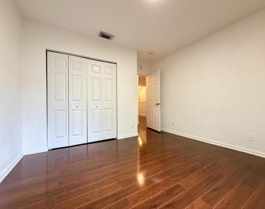 2789 S Evergreen Circle - Photo Thumbnail 18