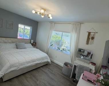 1830 Garfield Street - Photo Thumbnail 14