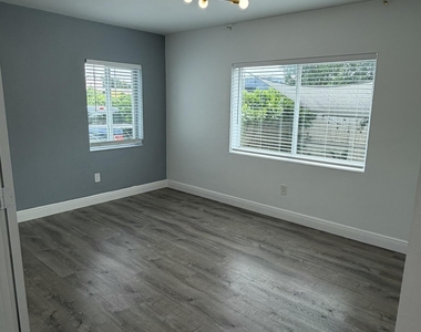 1830 Garfield Street - Photo Thumbnail 6