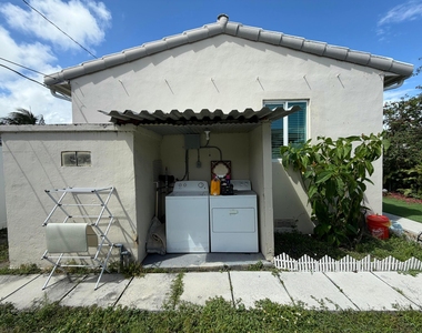 1830 Garfield Street - Photo Thumbnail 13
