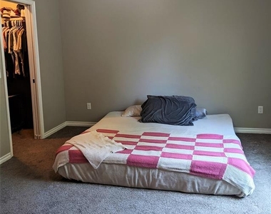 3400 Lyric Street - Photo Thumbnail 15