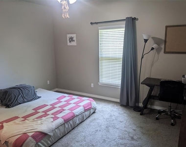 3400 Lyric Street - Photo Thumbnail 14