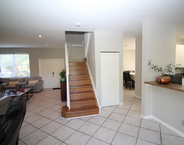 1396 Banyan Way - Photo Thumbnail 3