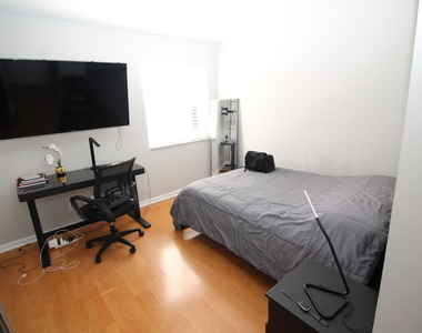1396 Banyan Way - Photo Thumbnail 13