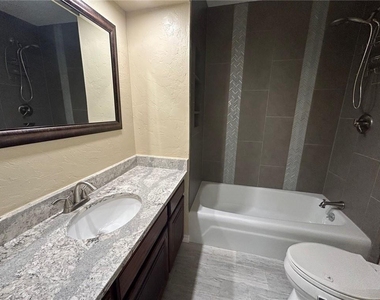 908 East Drive - Photo Thumbnail 21