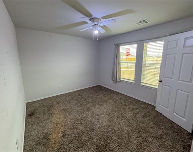 1109 S Appaloosa Lane - Photo Thumbnail 21