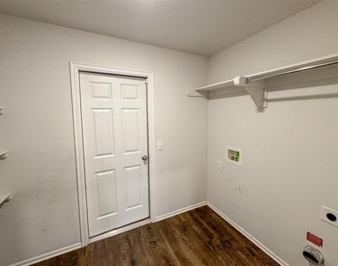 1109 S Appaloosa Lane - Photo Thumbnail 6