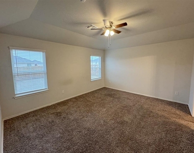 1109 S Appaloosa Lane - Photo Thumbnail 16