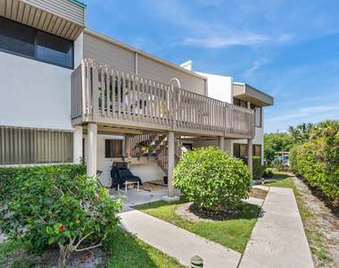 412 Southwind Drive - Photo Thumbnail 31