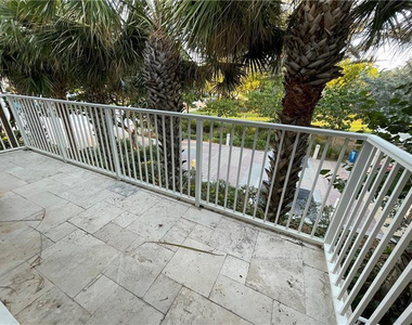 4564 El Mar Drive - Photo Thumbnail 11