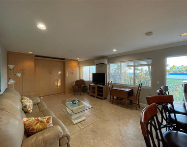 4564 El Mar Drive - Photo Thumbnail 6