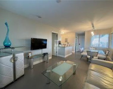 4564 El Mar Drive - Photo Thumbnail 5