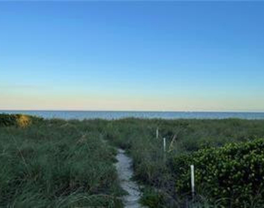 4564 El Mar Drive - Photo Thumbnail 18