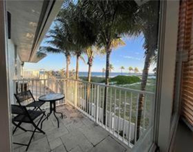 4564 El Mar Drive - Photo Thumbnail 11