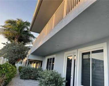 4564 El Mar Drive - Photo Thumbnail 17