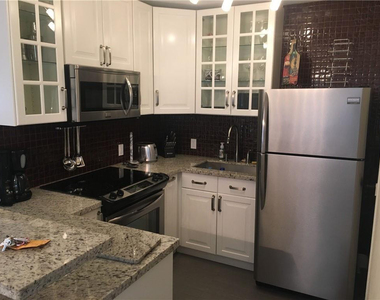 4564 El Mar Drive - Photo Thumbnail 6