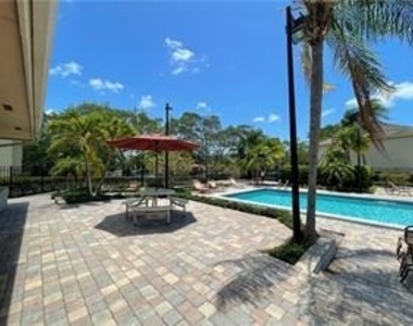 640 Cypress Club Way - Photo Thumbnail 33