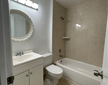 640 Cypress Club Way - Photo Thumbnail 18