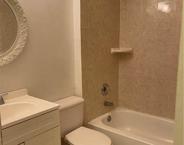 640 Cypress Club Way - Photo Thumbnail 2