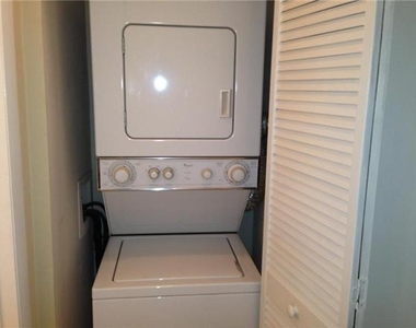 640 Cypress Club Way - Photo Thumbnail 28