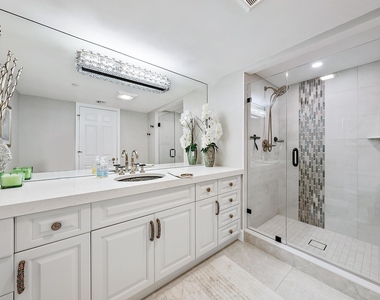 176 Helios Drive - Photo Thumbnail 32