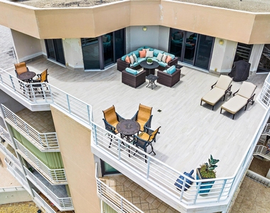 176 Helios Drive - Photo Thumbnail 4