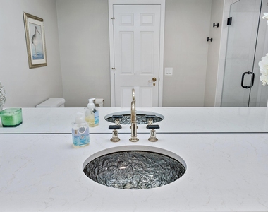176 Helios Drive - Photo Thumbnail 36