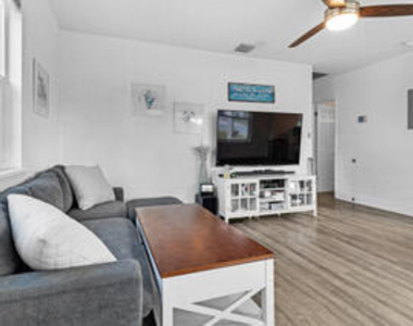 508 Ne 12th Avenue - Photo Thumbnail 8