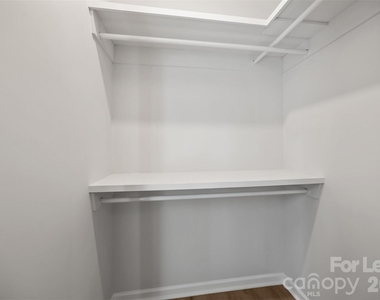 3130 Celia Avenue - Photo Thumbnail 13