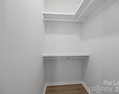 3130 Celia Avenue - Photo Thumbnail 24