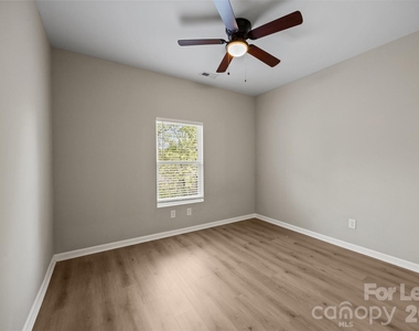 3130 Celia Avenue - Photo Thumbnail 22