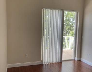 9828 Stover Way - Photo Thumbnail 10