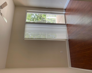 9828 Stover Way - Photo Thumbnail 13
