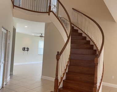 9828 Stover Way - Photo Thumbnail 24