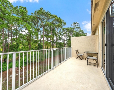 9224 Wentworth Lane - Photo Thumbnail 7