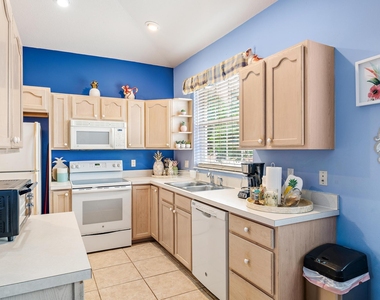 9224 Wentworth Lane - Photo Thumbnail 26