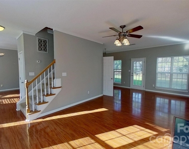 7236 Rock Island Road - Photo Thumbnail 2