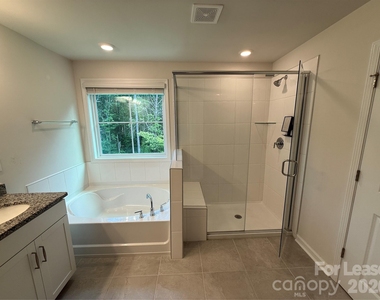 7868 Iron Road - Photo Thumbnail 14