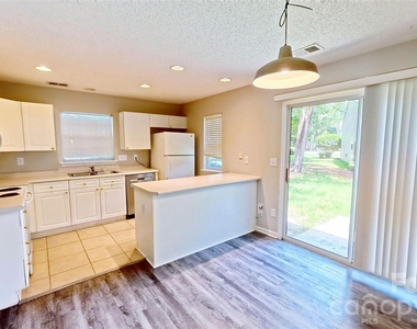 2205 Cigar Court - Photo Thumbnail 3