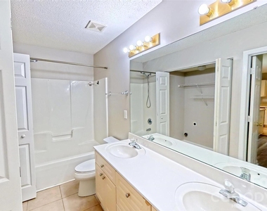 2205 Cigar Court - Photo Thumbnail 6