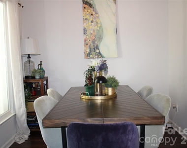 430 Queens Road - Photo Thumbnail 9