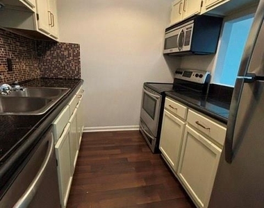 430 Queens Road - Photo Thumbnail 26