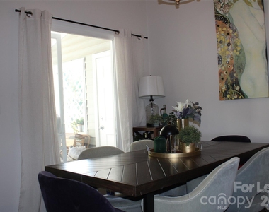 430 Queens Road - Photo Thumbnail 7