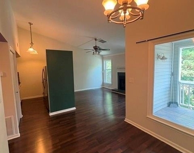 430 Queens Road - Photo Thumbnail 8
